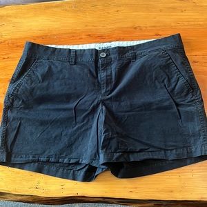 Black old navy shorts size 14